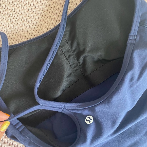 Navy Lululemon (built in bra) tank top - Picture 4 of 4